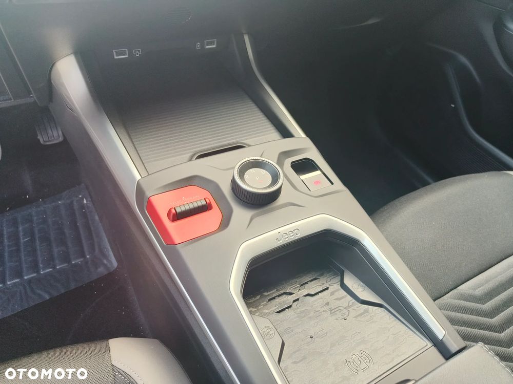 Jeep Compass 1.2 T3 mHEV First Edition FWD DCT - 14