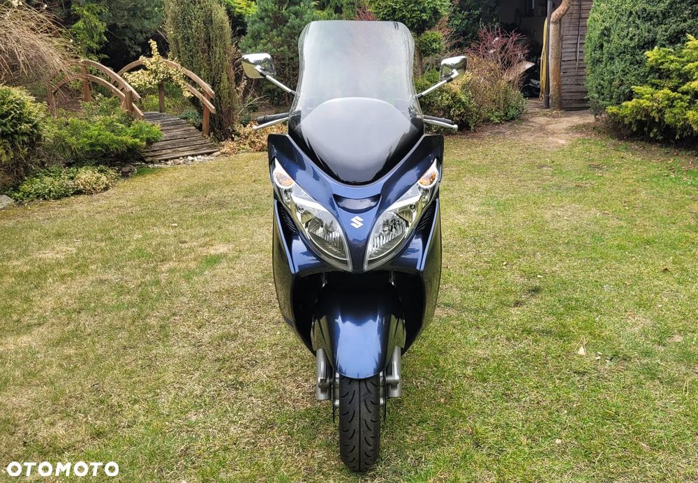 Suzuki Burgman - 3