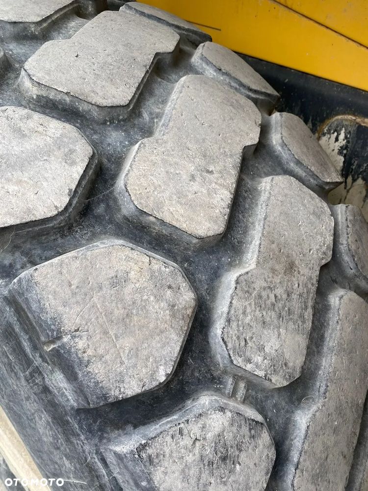 Komatsu WA200-5 / 12500 kg / b.ładna - 16