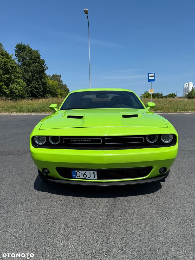 Dodge Challenger 3.6 SXT - 3