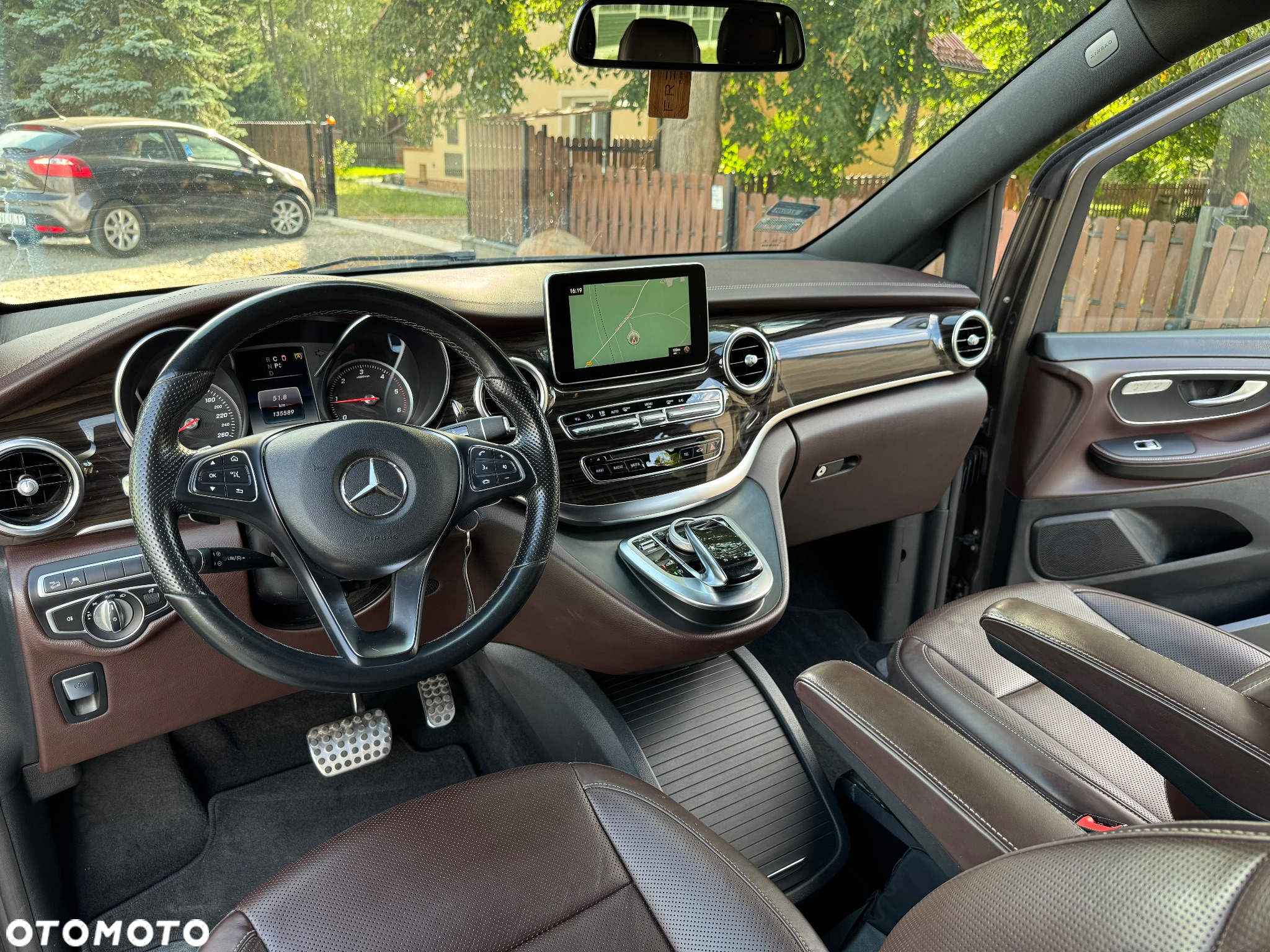 Mercedes-Benz Klasa V 250 d 4-Matic 7G-Tronic (d³ugi) - 17
