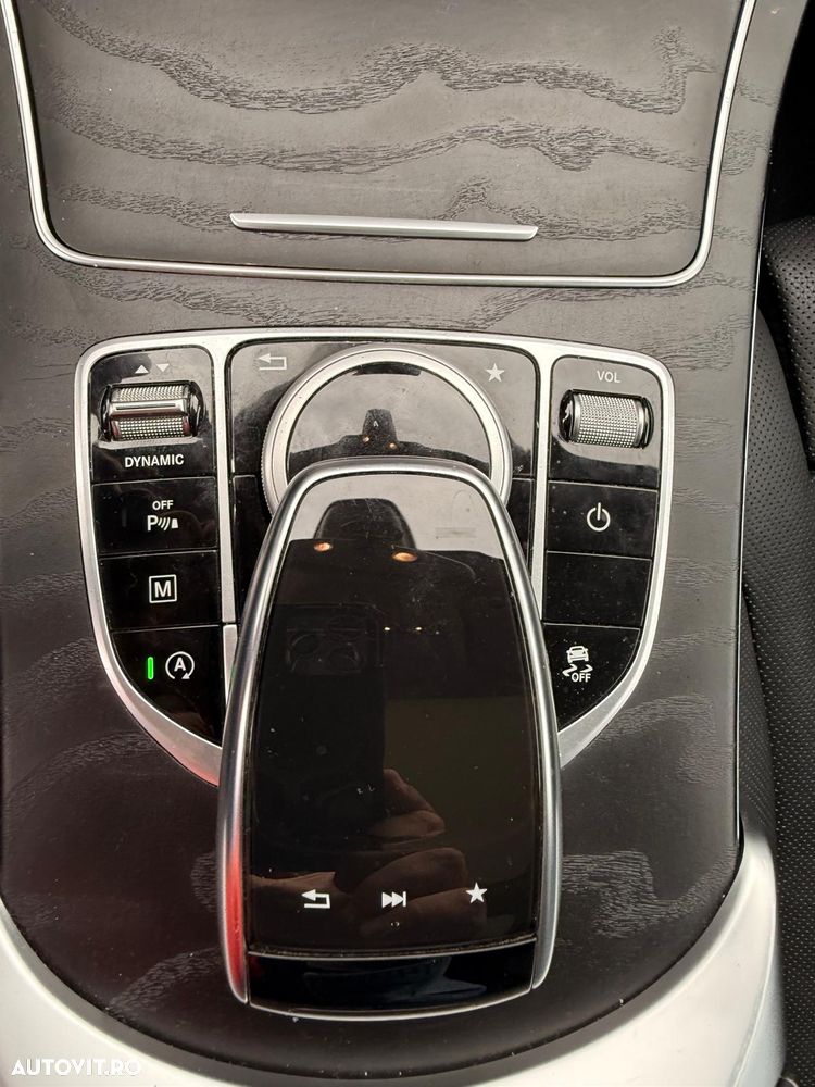 Mercedes-Benz GLC 250 d 4Matic 9G-TRONIC AMG Line - 12