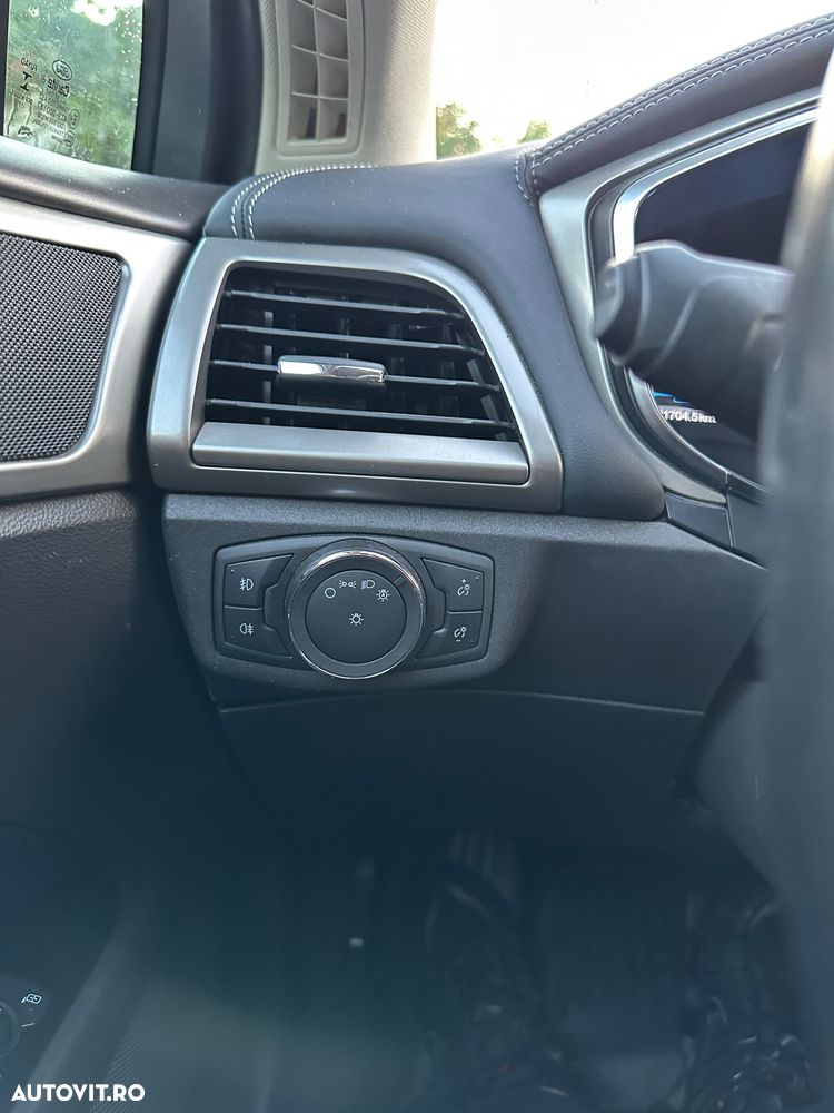 Ford Mondeo 2.0 HEV Vignale - 16