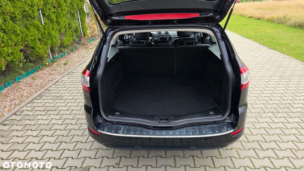 Ford Mondeo Turnier 2.0 TDCi Titanium - 18