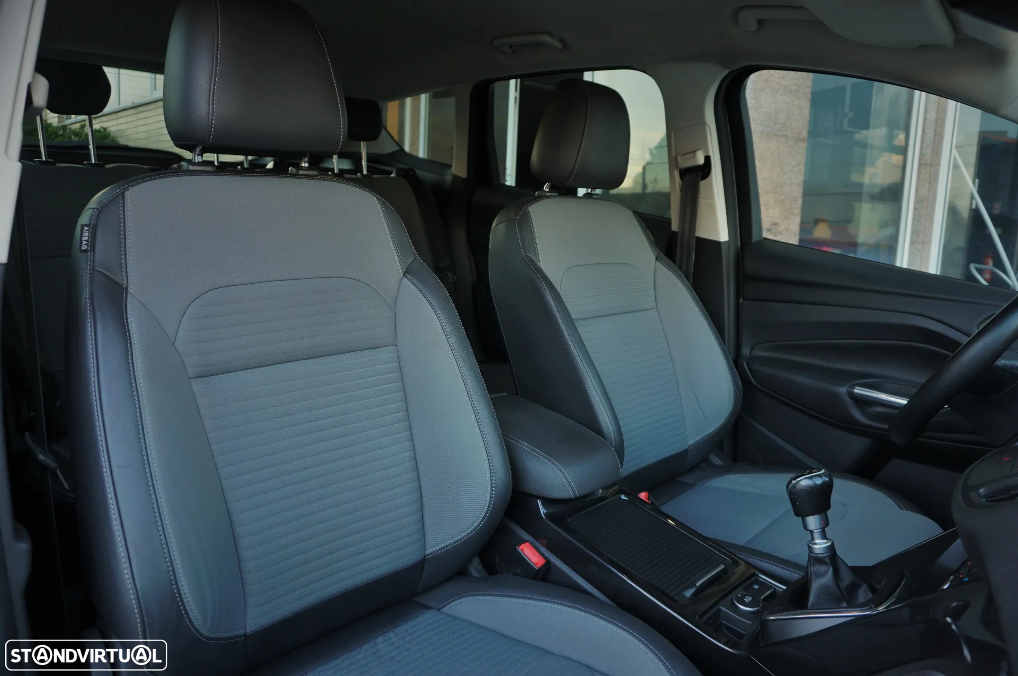 Ford Kuga 1.5 TDCi Titanium - 20