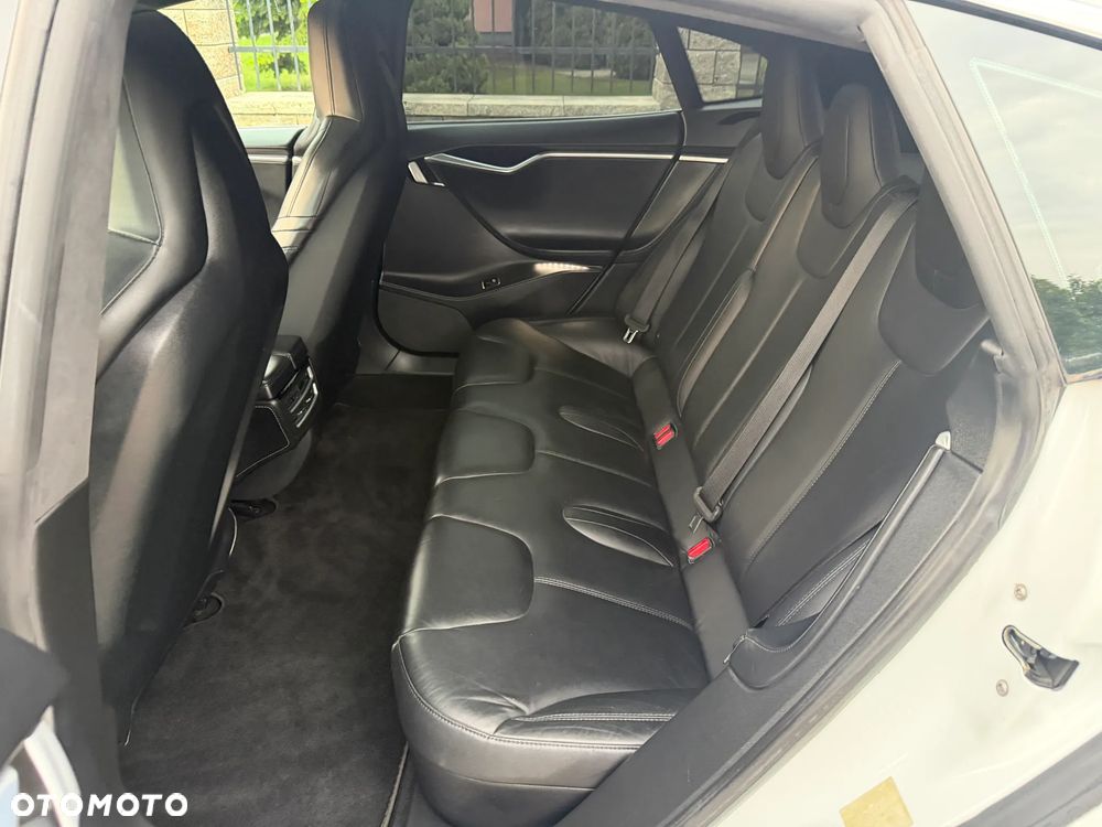 Tesla Model S 70D Allradantrieb - 16