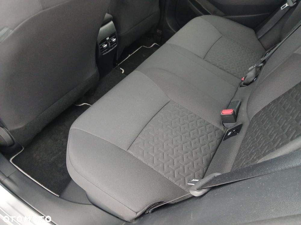 Toyota Corolla 2.0 Hybrid Comfort - 40