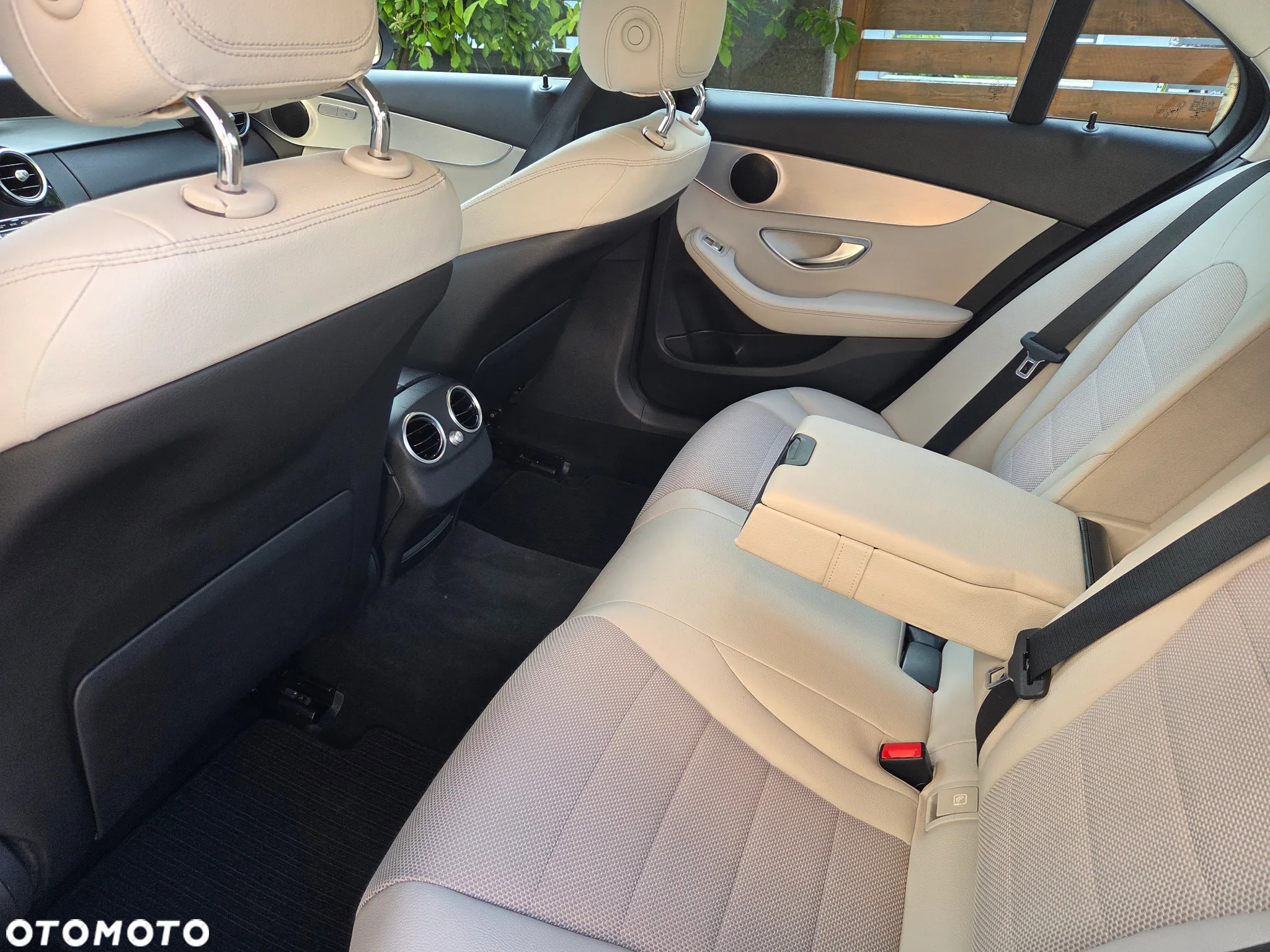 Mercedes-Benz Klasa C 200 4-Matic 7G-TRONIC - 18