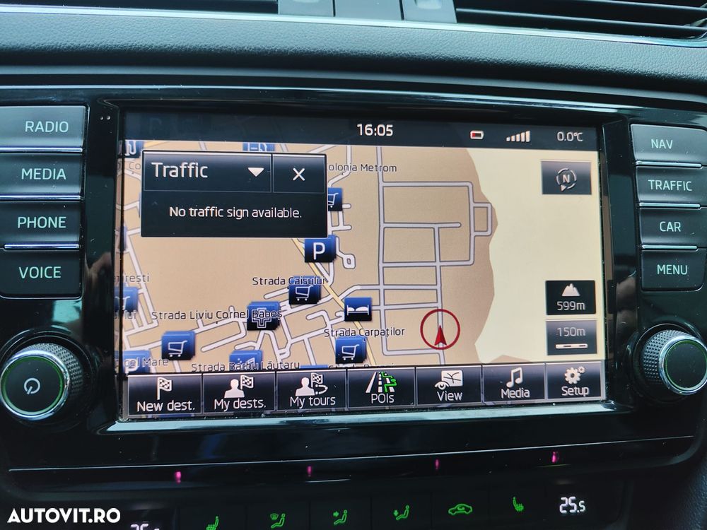 Skoda Octavia 1.6 TDI STYLE DSG - 27