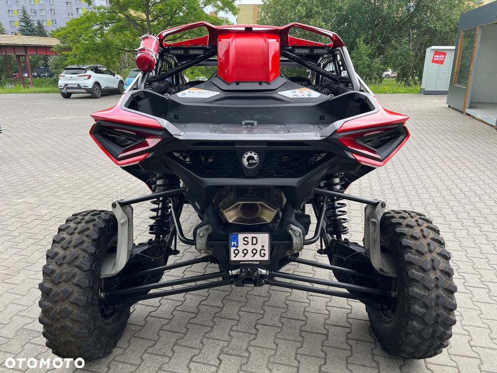 Can-Am Maverick - 11