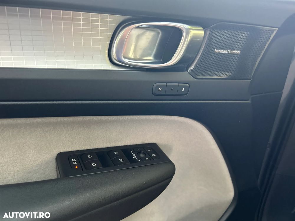 Volvo XC 40 D4 AWD Geartronic Inscription - 18