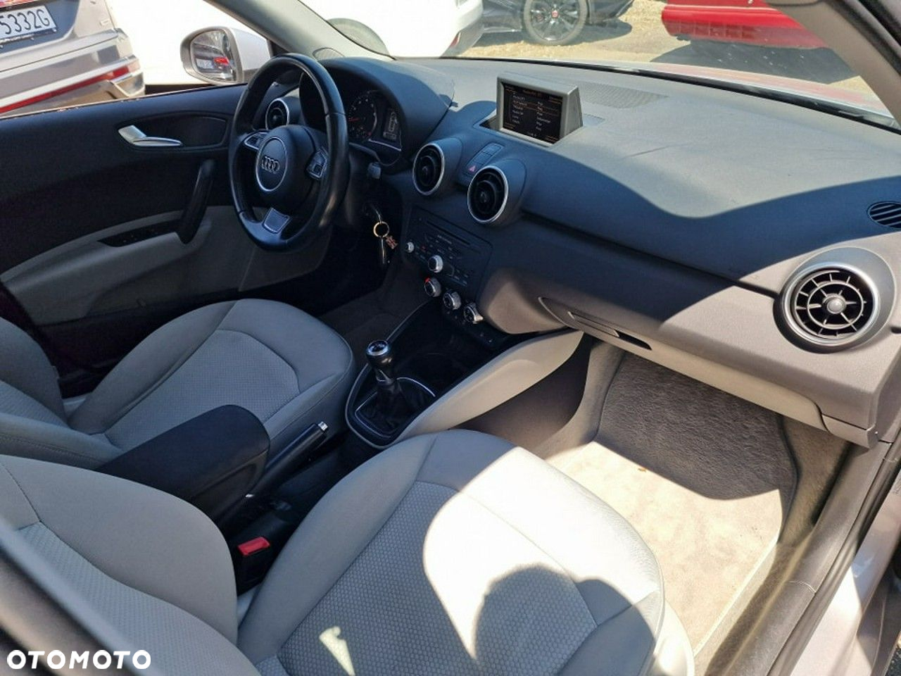 Audi A1 1.2 TFSI Attraction - 27