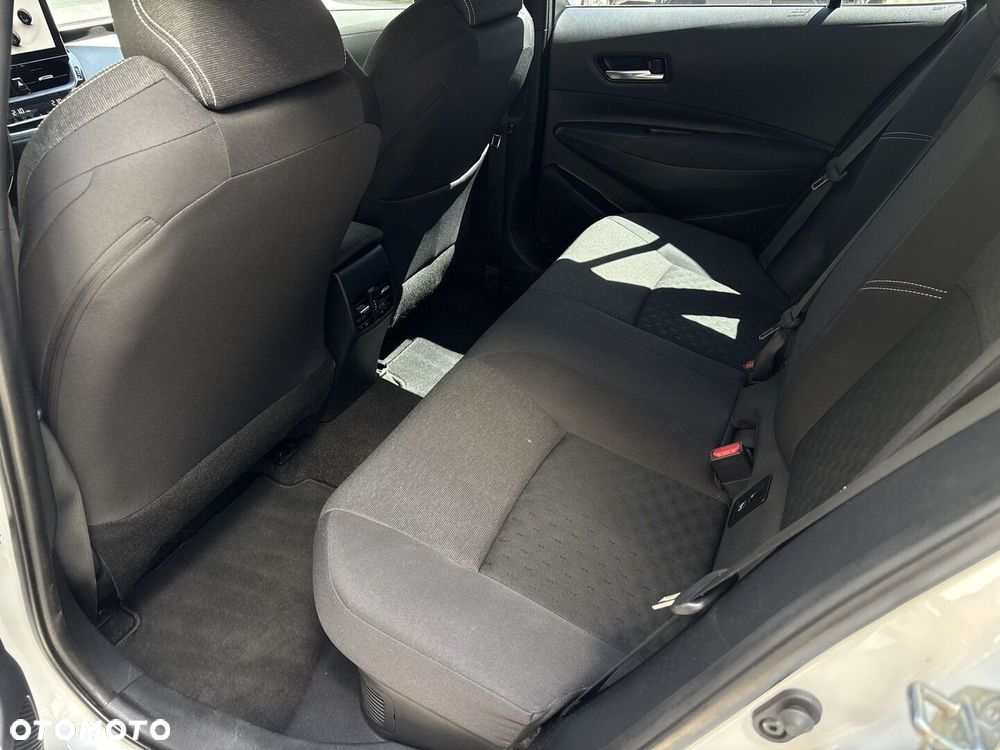 Toyota Corolla 1.8 Hybrid Comfort - 12