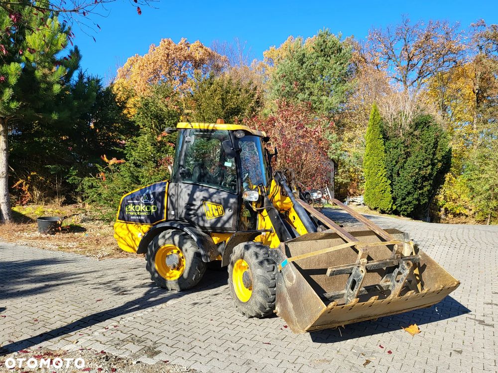 JCB 406 - 2