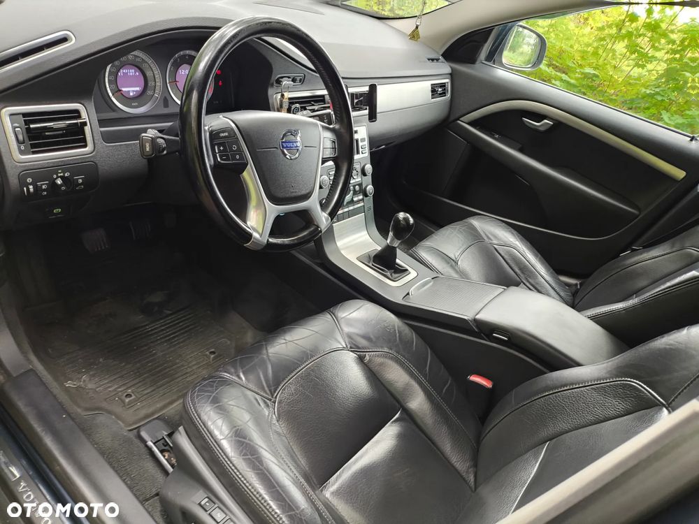 Volvo V70 2.0 - 9