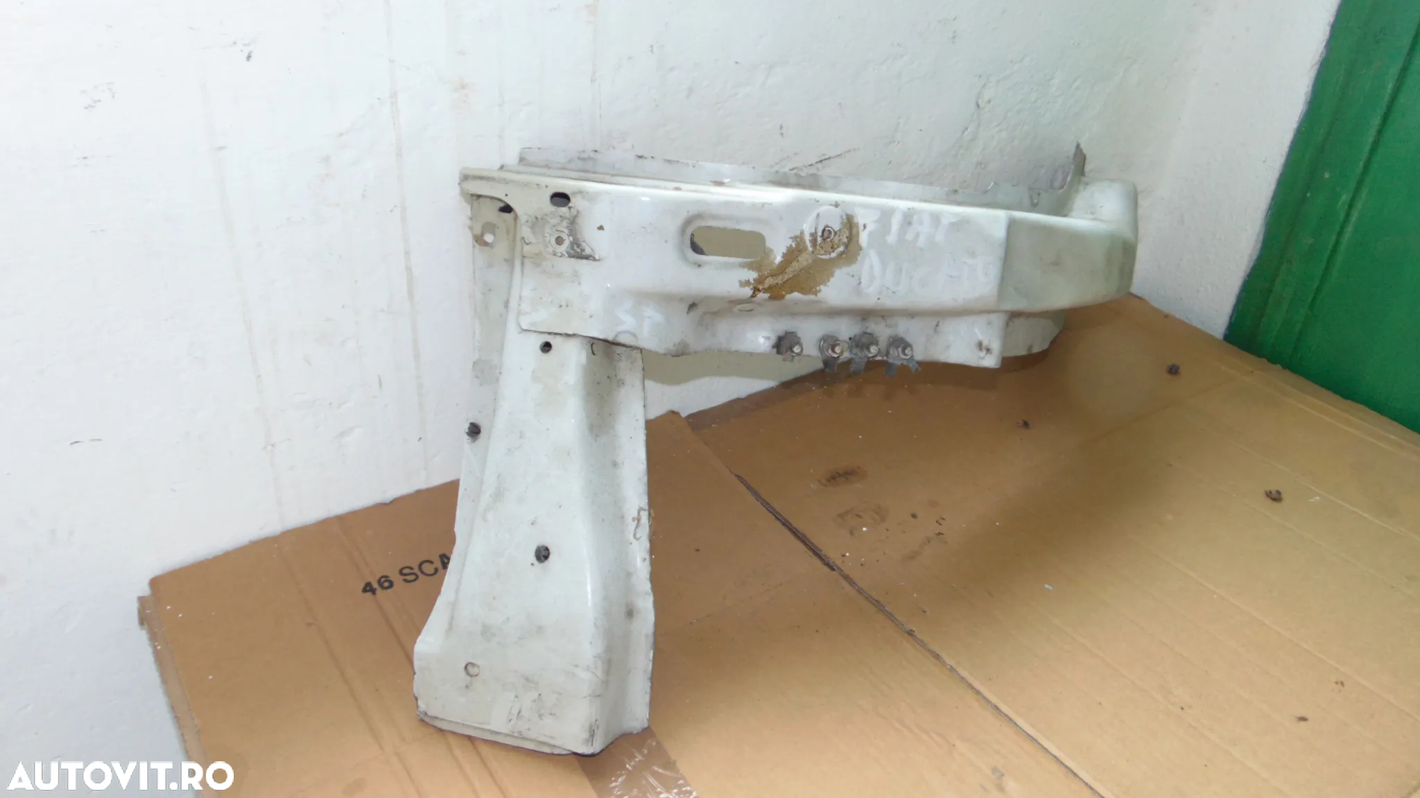 Suport lonjeron far,ochelari trager Fiat Ducato 2.3 Euro 5 tip motor F1AE3481D an 2014-2020 - 2