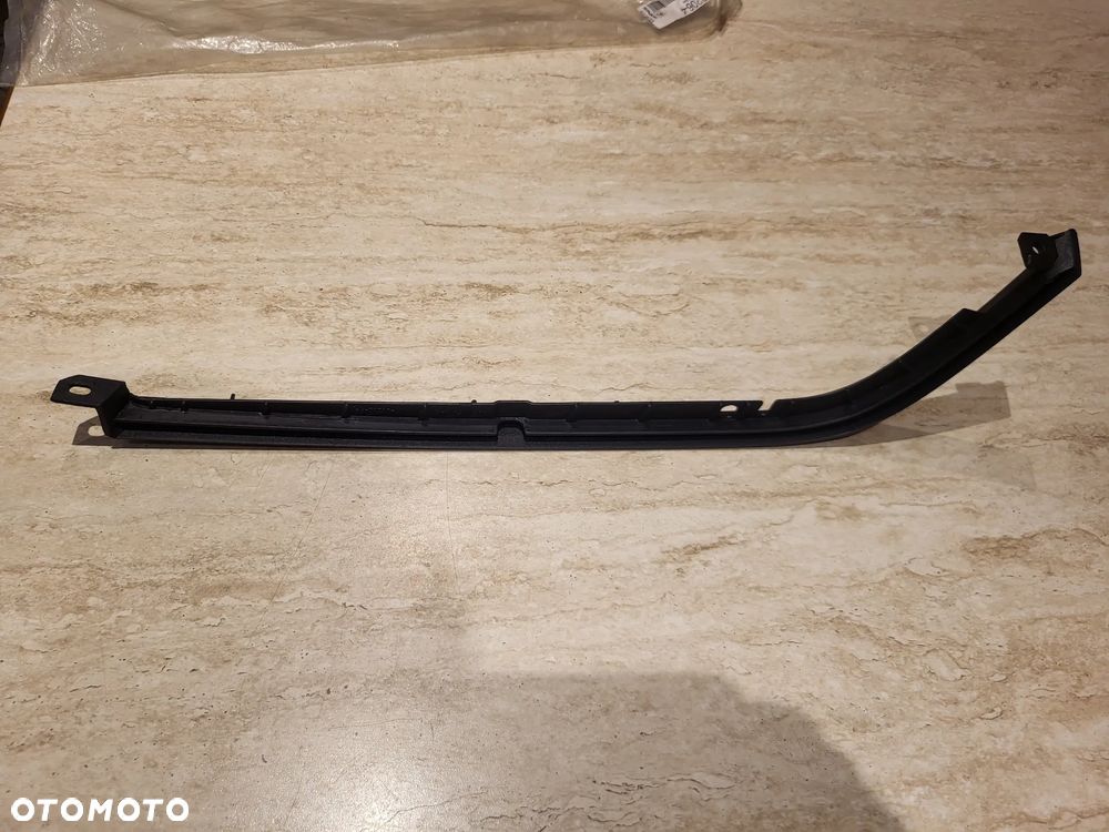 Listwa podreflektorowa Prawy przód  MERCEDES C-KLASA W202 03.93-06.97 - 3