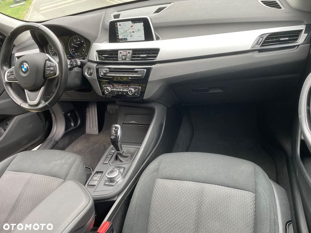 BMW X1 sDrive18d - 22