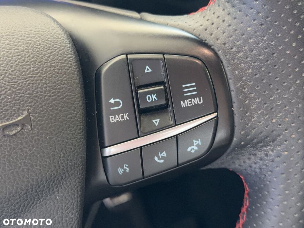 Ford Kuga - 26