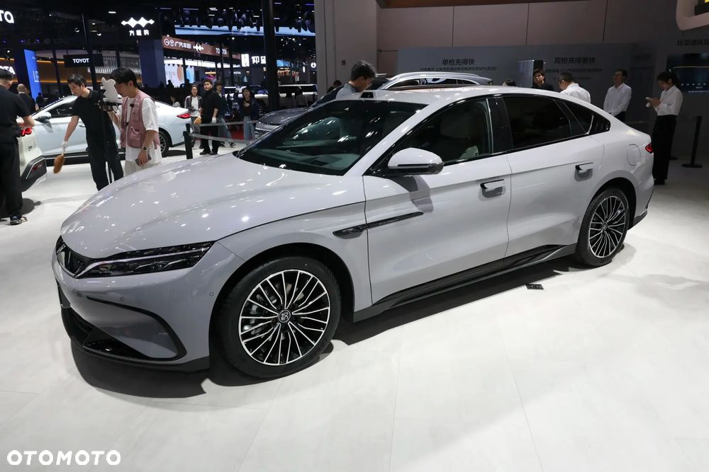 BYD Han Executive - 4