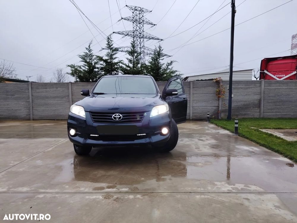 Toyota RAV4 2.2 D-4D 4x4 - 33