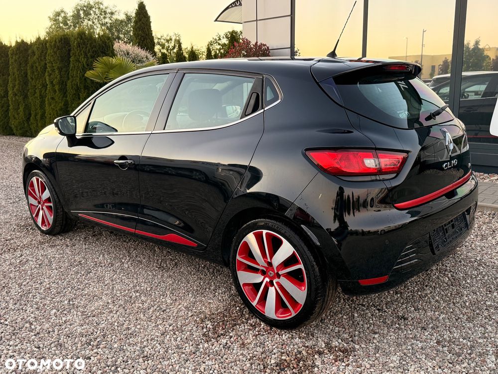 Renault Clio - 9