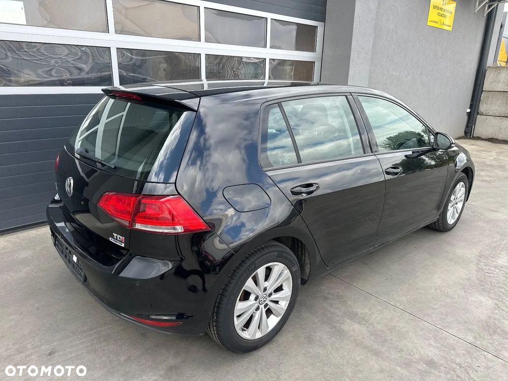 Volkswagen Golf 1.6 TDI BMT Comfortline - 3