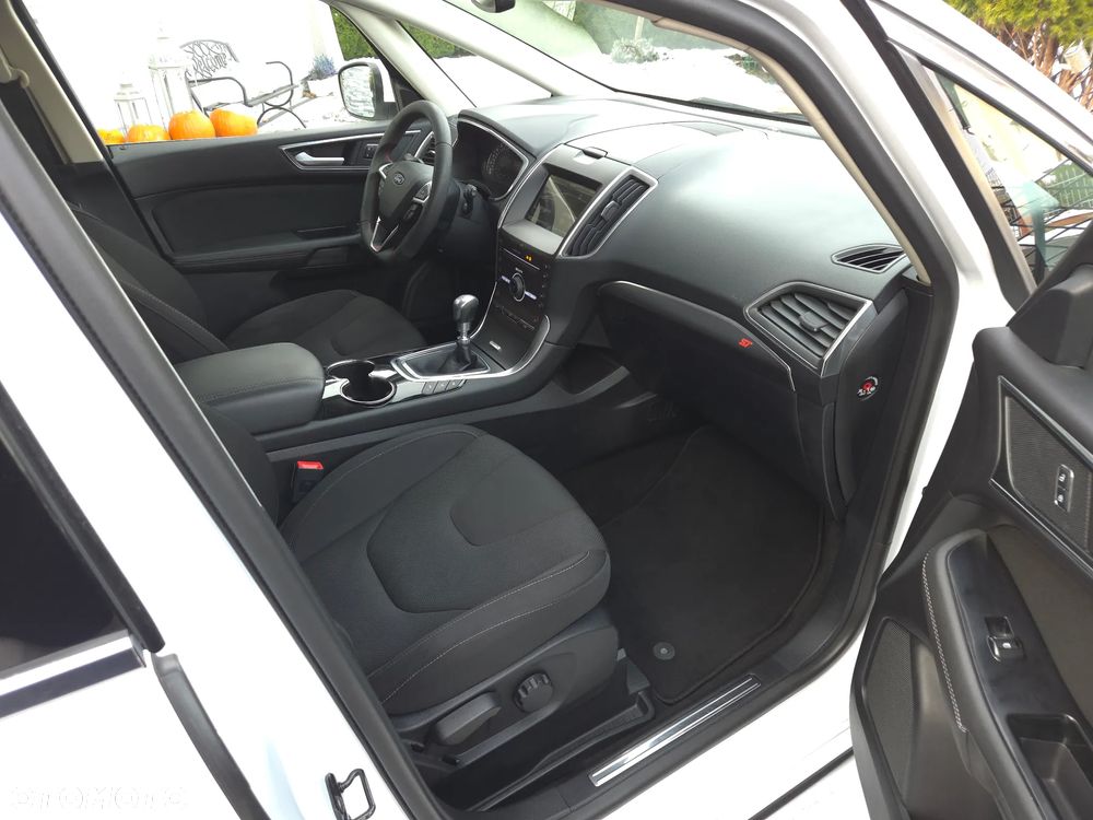 Ford S-Max 2.0 TDCi Titanium - 9