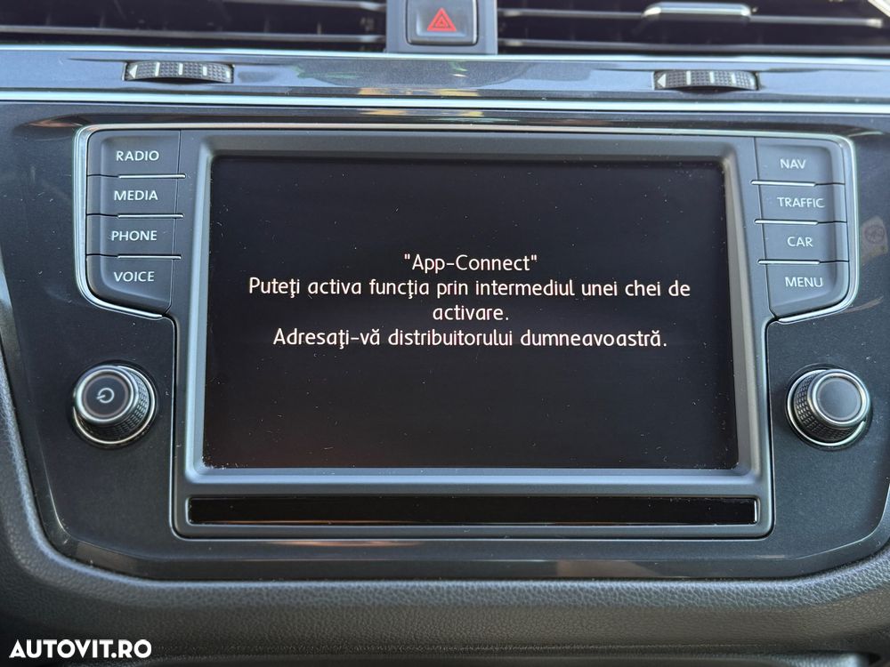 Volkswagen Tiguan 2.0 TDI SCR DSG R-Line - 17