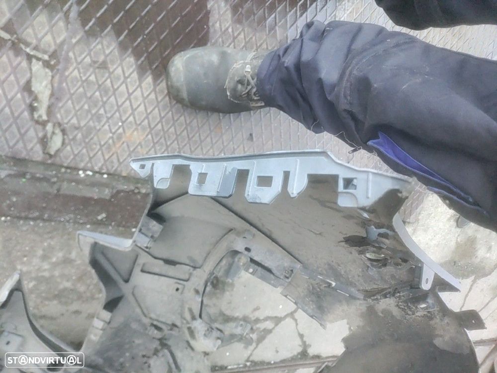 Parachoques Frente / Para Choques Frontal Nu Peugeot 3008 Suv (M_)  98 - 9