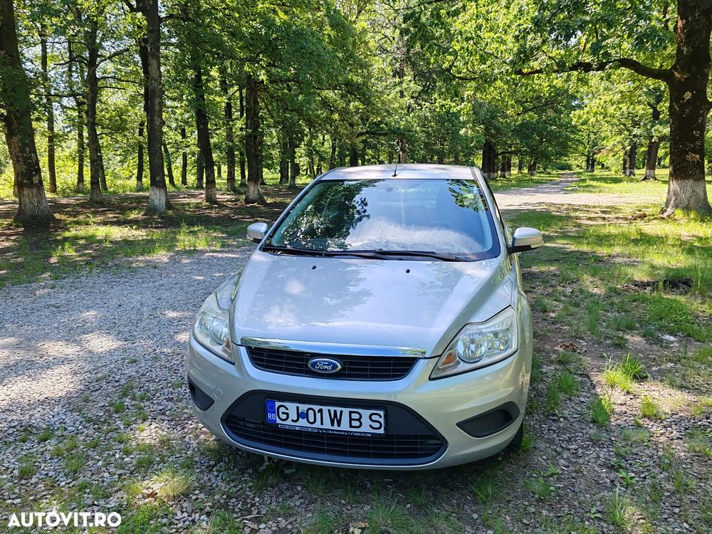 Ford Focus 1.6i Trend - 4