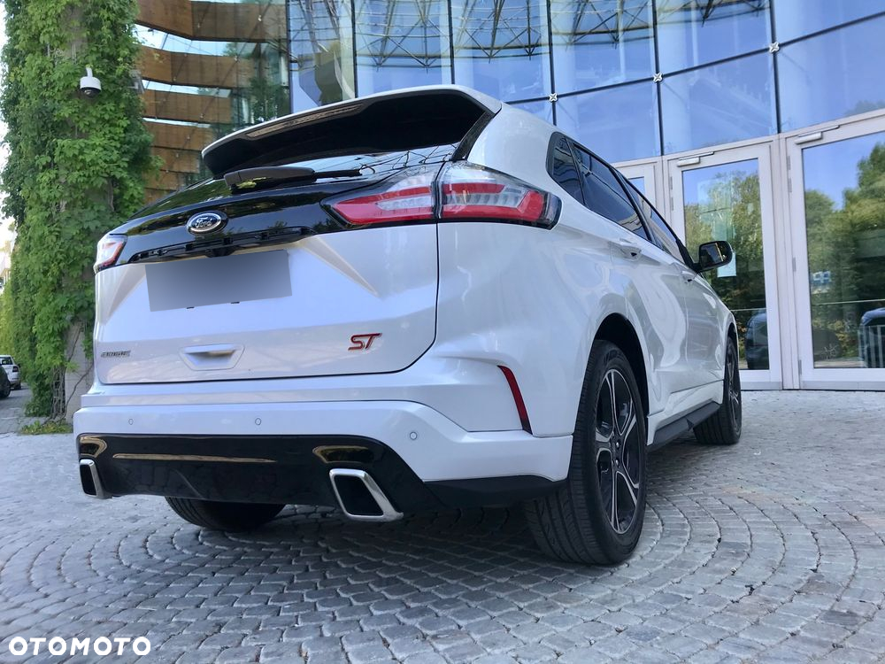 Ford Edge - 10