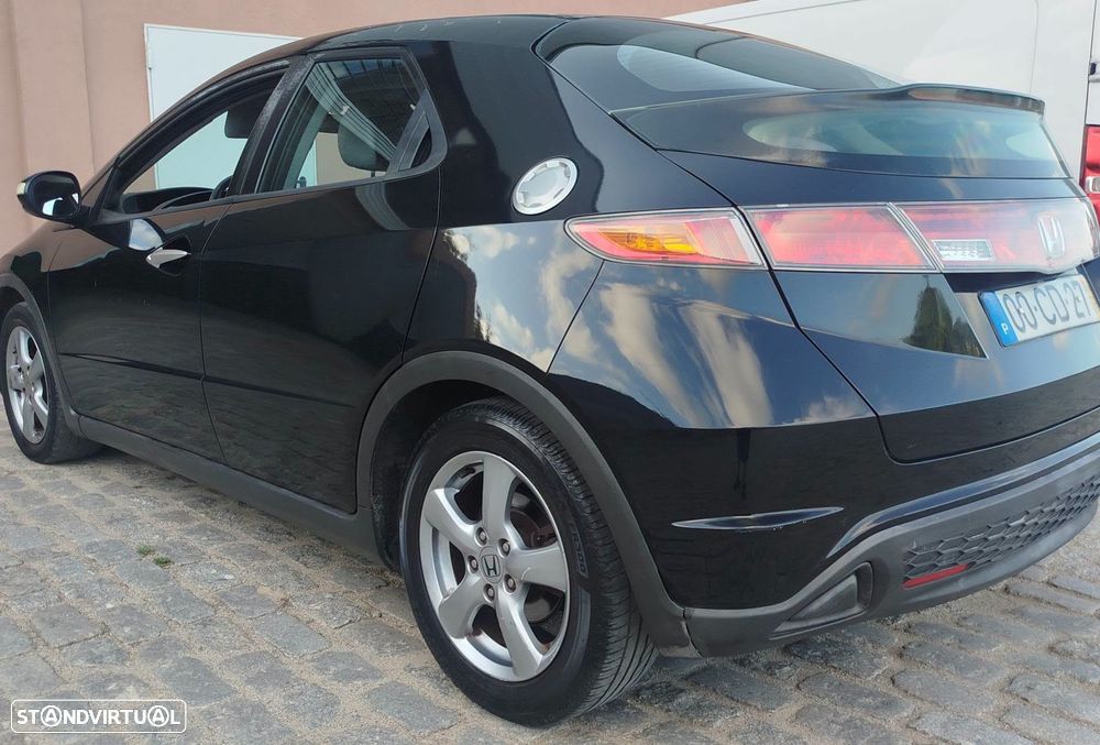 Honda Civic 1.4 Comfort - 3