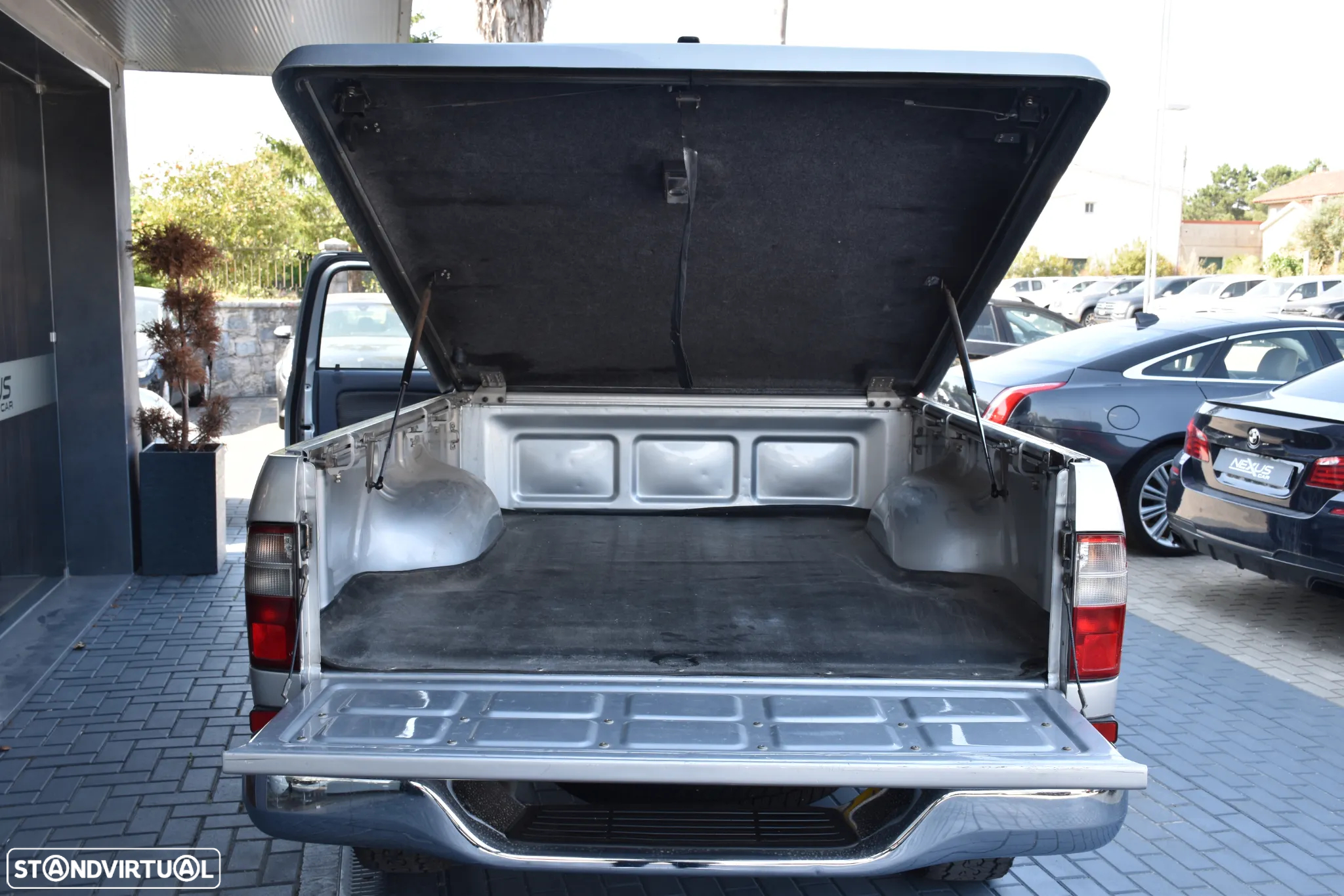 Toyota Hilux - 20
