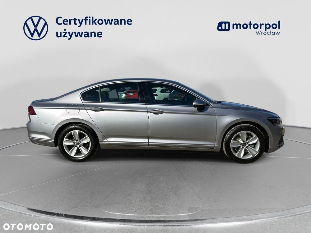 Volkswagen Passat 2.0 TDI Business DSG - 16