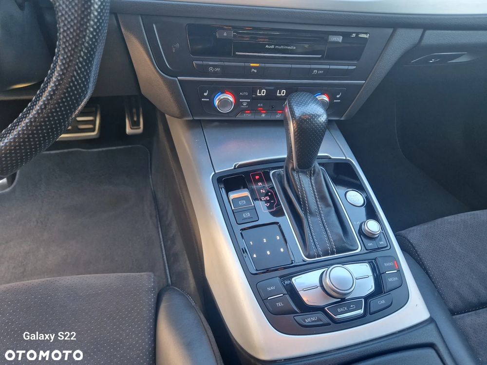 Audi A6 Avant 2.0 TDI Ultra S tronic - 29