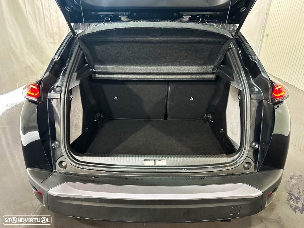 Peugeot 2008 1.2 PureTech Allure Pack - 53