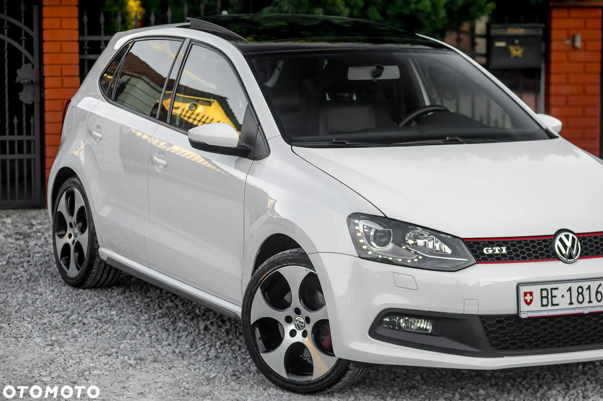 Volkswagen Polo 1.4 DSG GTI - 2