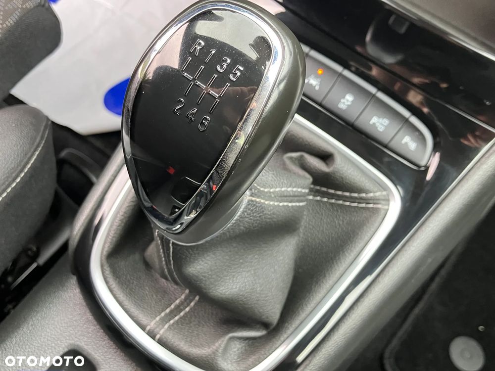 Opel Astra 1.4 Turbo Start/Stop Ultimate - 27