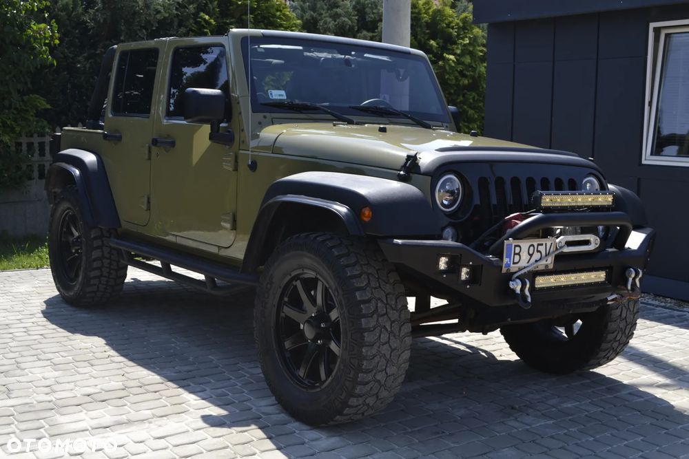 Jeep Wrangler 3.6 Unlim Sahara - 13
