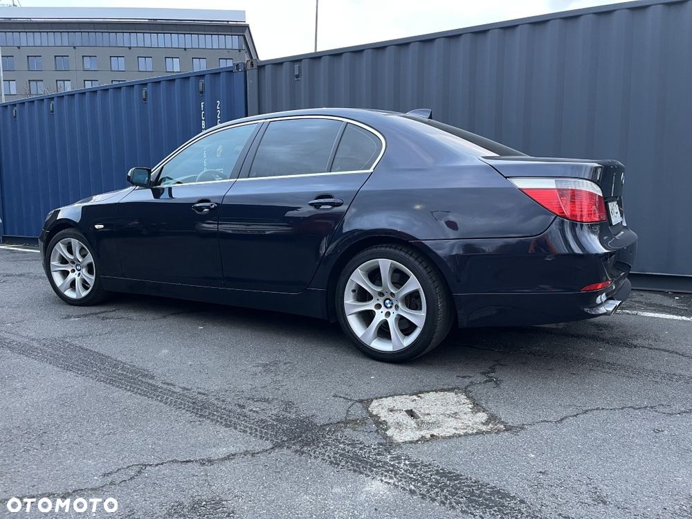 BMW Seria 5 ver-530d - 2