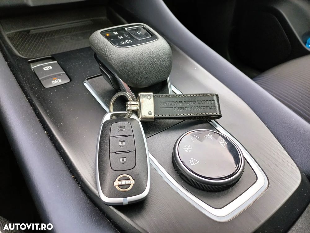 Nissan Qashqai 1.3 l MHEV X-Tronic 4WD Tekna - 14