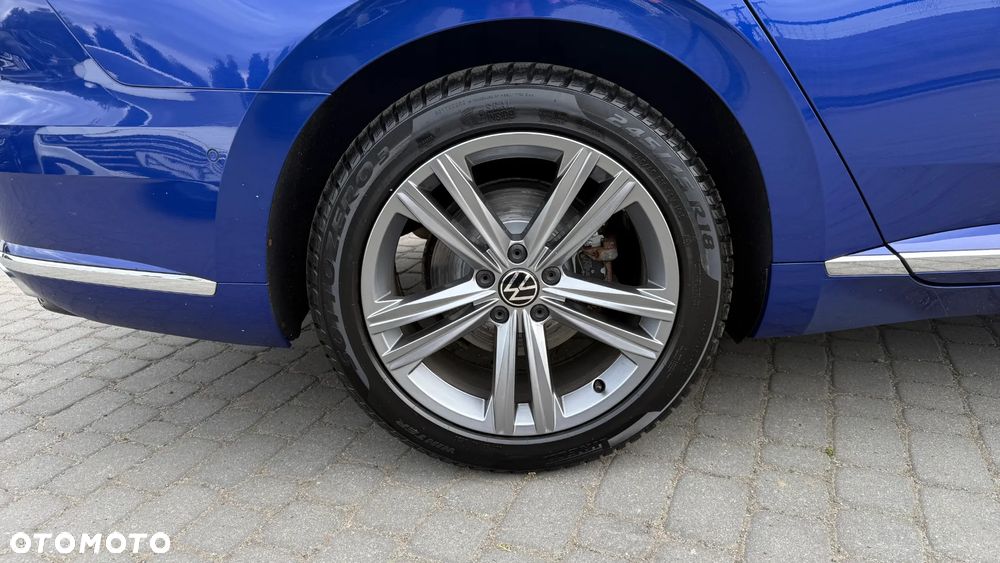 Volkswagen Arteon 2.0 TDI SCR 4Motion DSG R-Line - 15