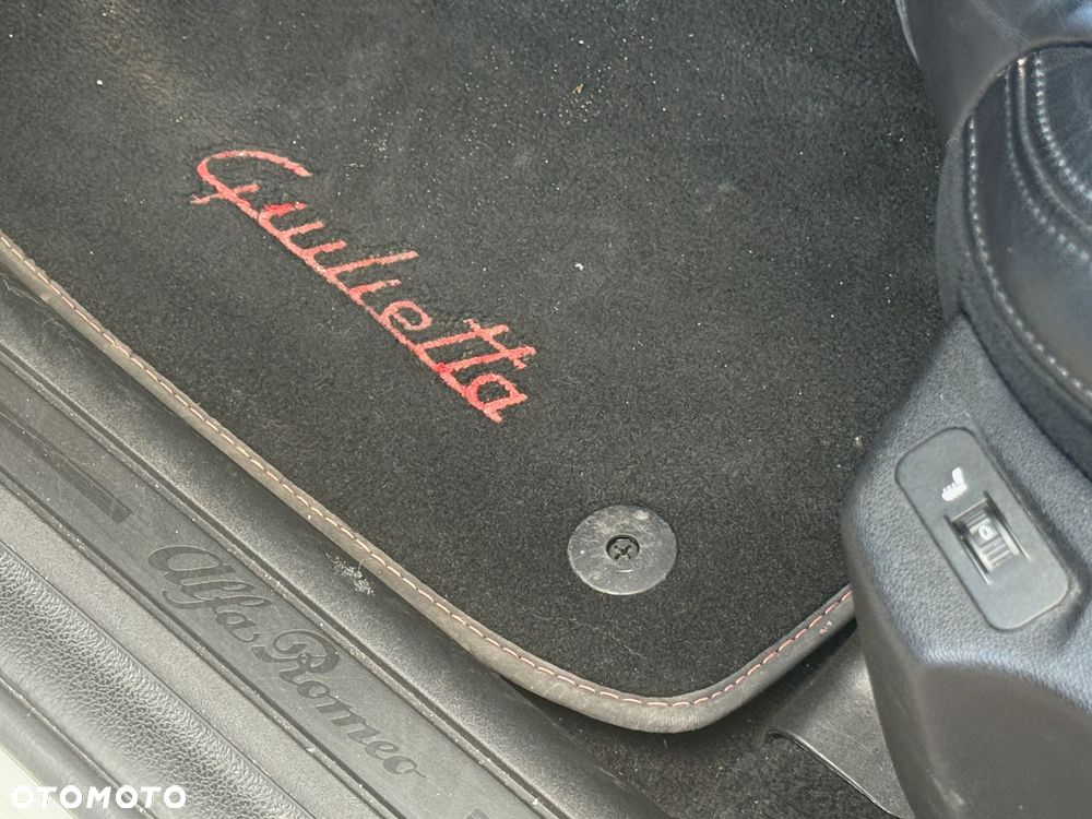 Alfa Romeo Giulietta 10-14 - 13