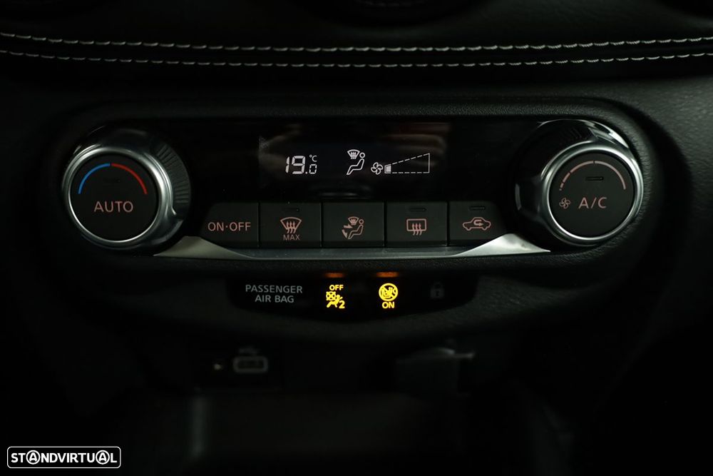 Nissan Juke 1.0 DIG-T N-Design Black - 12