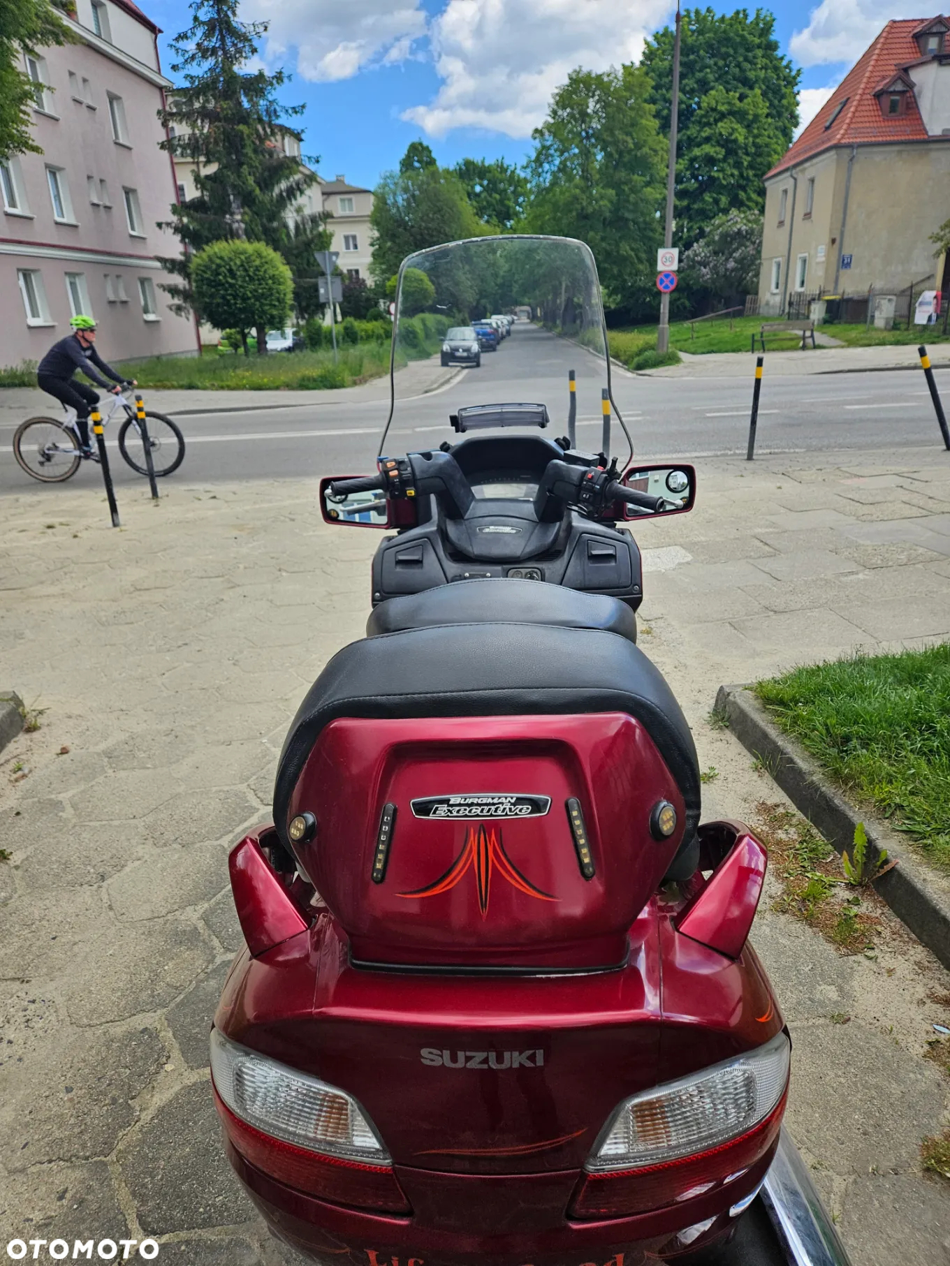 Suzuki Burgman - 3