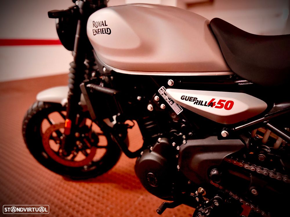 Royal Enfield Himalayan - 2