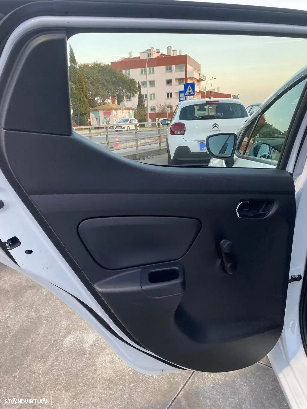 Nissan Micra - 11