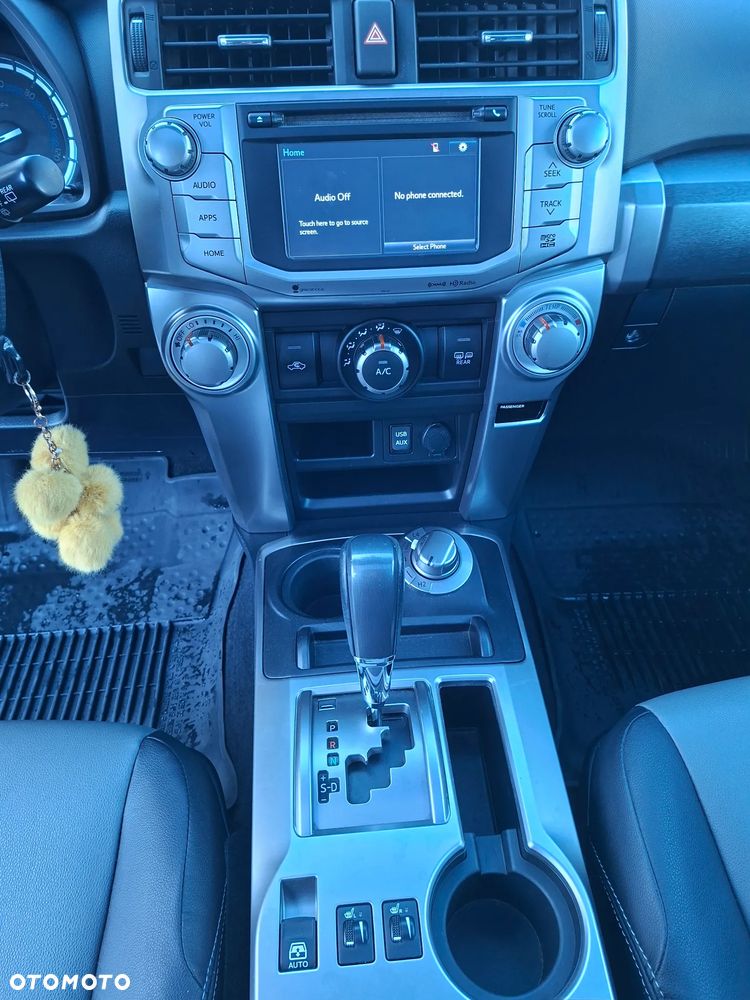 Toyota 4-Runner - 11