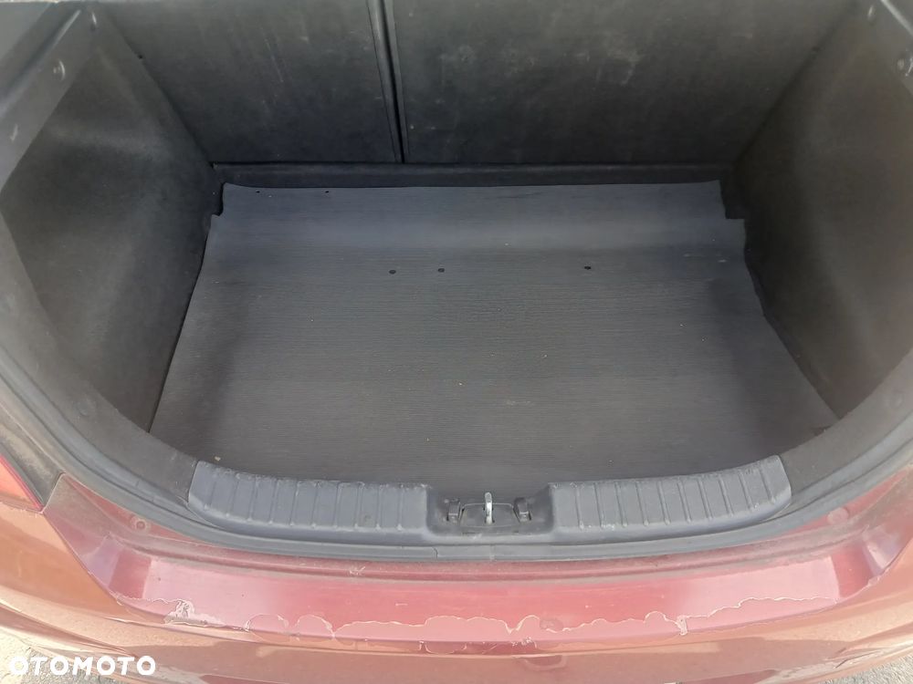 Hyundai i30 1.6 CRDi Base - 8